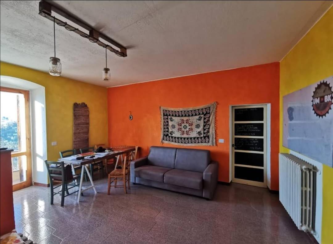 Umbria In Bike B&B Foligno Exterior foto